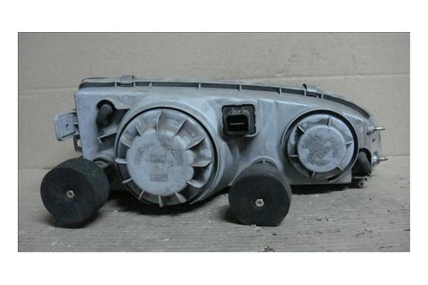 Recambio de faro delantero izquierdo para hyundai h100 furgón referencia OEM IAM 9210143800  