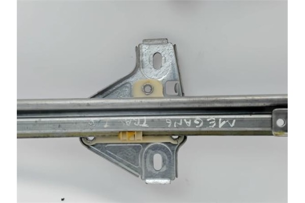 Recambio de elevalunas electrico trasero izquierdo para renault megane i classic (la0) referencia OEM IAM   
