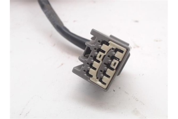 Recambio de retrovisor electrico izquierdo para ford mondeo iii (b5y) referencia OEM IAM   