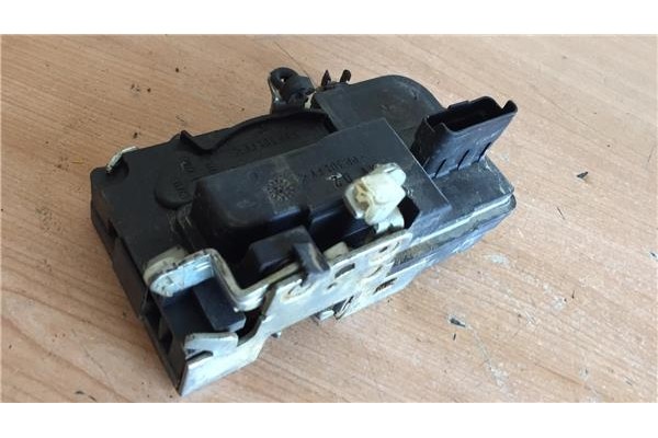 Recambio de cierre electromagnetico delantero derecho para citroen berlingo 1.6 hdi 92 sx combi referencia OEM IAM   