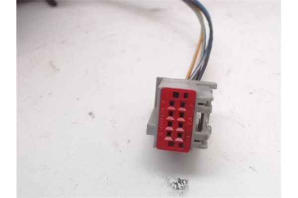 Recambio de retrovisor electrico izquierdo para ford fiesta (cbk) referencia OEM IAM   438 , FIAT | 456 , FIAT | 36 , FORD | E2 