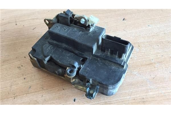 Recambio de cierre electromagnetico delantero izquierdo para citroen berlingo 1.6 hdi 92 sx combi referencia OEM IAM   