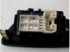 Recambio de botonera puerta delantero derecha para citroen c1 1.2 feel referencia OEM IAM B001019380 B000848280 