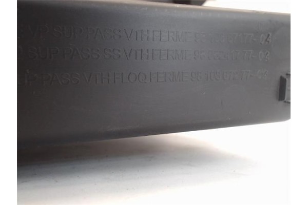 Recambio de guantera salpicadero para citroen jumpy furgón 2.0 club m referencia OEM IAM 98098194ZD  