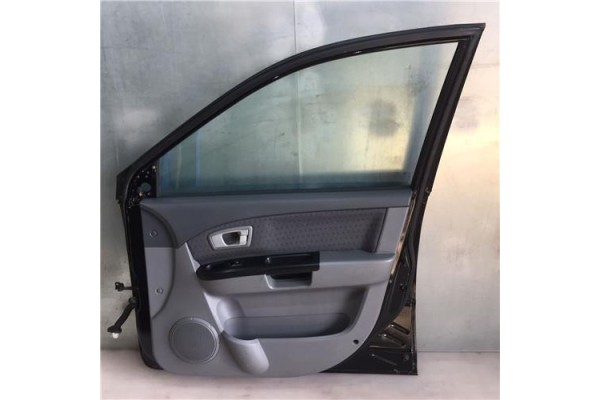 Recambio de puerta delantero derecha para kia carens (2003) 2.0 crdi referencia OEM IAM   