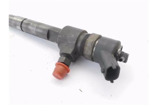 Recambio de inyector para saab 9-3 berlina 1.9 tid referencia OEM IAM 445110165   Recambio de inyector para saab 9-3 berlina 1.9 tid referencia OEM IAM 445110165