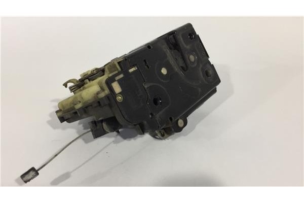 Recambio de cierre electromagnetico delantero izquierdo para seat ibiza (6l1) 1.9 tdi referencia OEM IAM 3B1837015AM 991990101 
