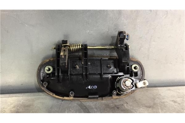 Recambio de maneta exterior delantero derecha para daewoo lanos 1.5 referencia OEM IAM 96226250  
