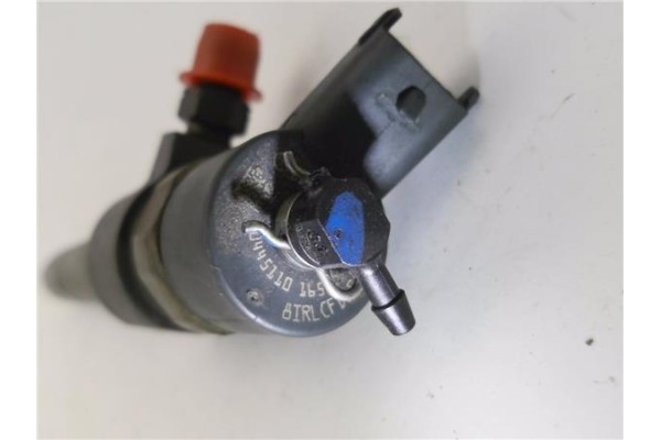 Recambio de inyector para saab 9-3 berlina 1.9 tid referencia OEM IAM 445110165  