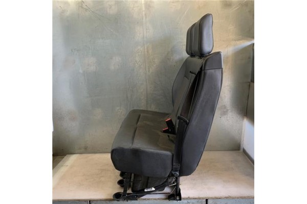 Recambio de asiento delantero derecho para citroen jumpy furgón 2.0 club m referencia OEM IAM 1616755480 1616755780 