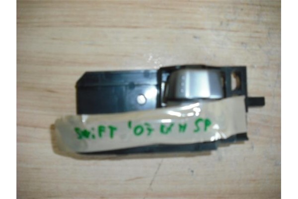 Recambio de manilla para suzuki swift iii (sg) 1.5 referencia OEM IAM   