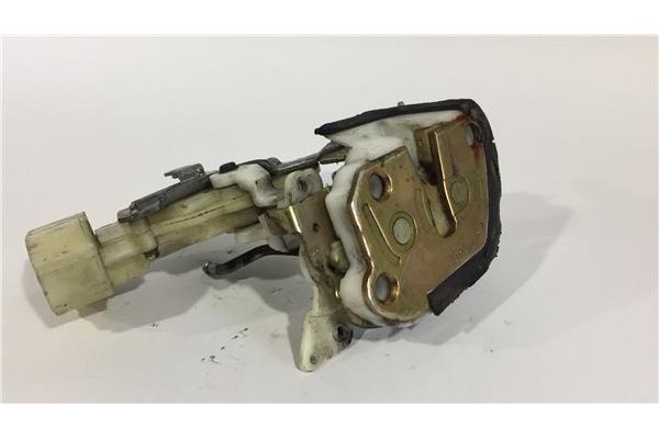 Recambio de cierre electromagnetico delantero derecho para toyota yaris (ncp1/nlp1/scp1) 1.4 d-4d referencia OEM IAM 030407  