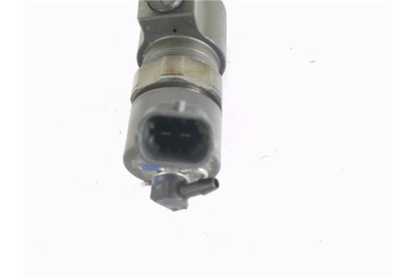 Recambio de inyector para saab 9-3 berlina 1.9 tid referencia OEM IAM 445110165  