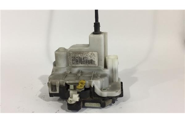 Recambio de cierre electromagnetico delantero derecho para fiat ii panda (169) 1.3 d multijet referencia OEM IAM 46803512 192531