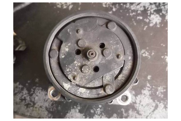 Recambio de compresor aire acond. para seat ibiza (6k1) 1.9 d referencia OEM IAM 1H0820803D  