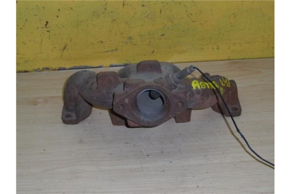Recambio de colector escape para opel astra f berlina 1.4 i referencia OEM IAM 90400043  