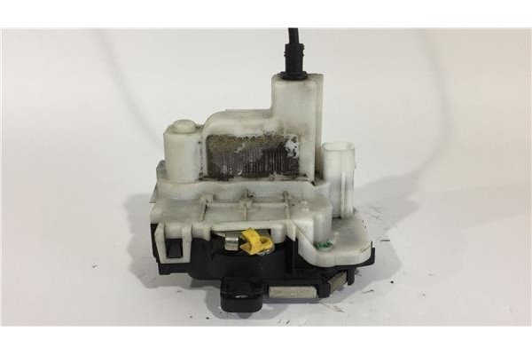 Recambio de cierre electromagnetico trasero derecho para fiat ii panda (169) 1.3 d multijet referencia OEM IAM 46803516 1925270 