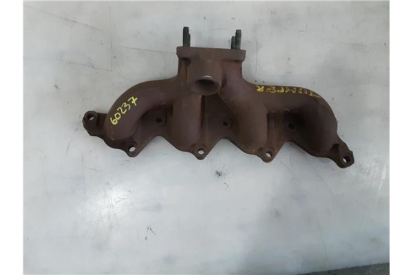 Recambio de colector escape para citroen jumper furgón 2.5 d referencia OEM IAM 135317  