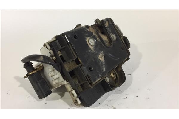 Recambio de cierre electromagnetico delantero derecho para seat cordoba berlina (6k2) 1.6 referencia OEM IAM 6K3837016D  
