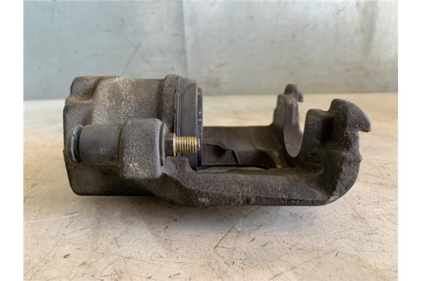 Recambio de pinza freno delantero derecha para ford focus (daw, dbw) 1.8 tdci referencia OEM IAM 4346372  