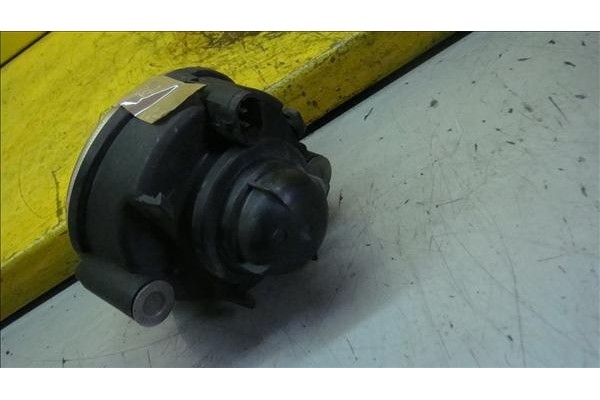 Recambio de faro antiniebla derecho para renault scenic i (ja...) 1.6 16v (ja0b, ja04, ja11) referencia OEM IAM 7701045717  