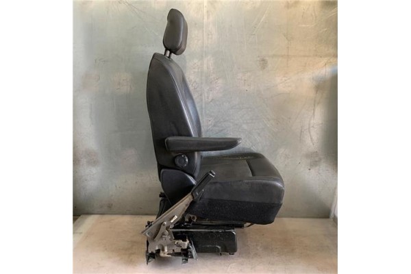 Recambio de asiento delantero izquierdo para citroen jumpy furgón 2.0 club m referencia OEM IAM 1616755380 1616755680 