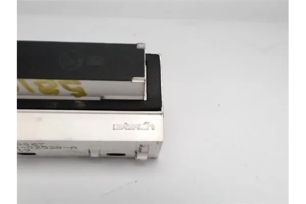 Recambio de centralita control airbag para toyota corolla (e21) híbrido hybrid active referencia OEM IAM 9395002520A 30200067 