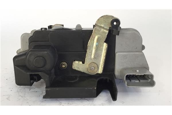 Recambio de cierre electromagnetico trasero derecho para citroen xsara picasso 2.0 hdi referencia OEM IAM 9101 Q1 CI7158201 