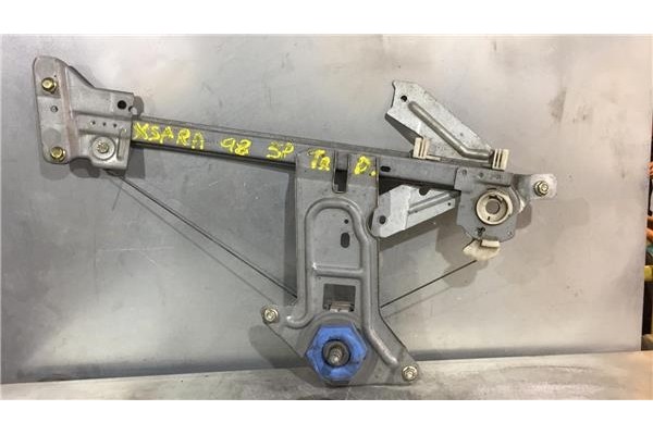 Recambio de elevalunas manual trasero derecho para citroen xsara berlina 1.9 td px referencia OEM IAM 922447  