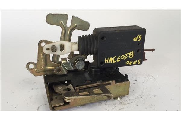 Recambio de cierre electromagnetico trasero derecho para citroen saxo 1.1 sx referencia OEM IAM 913875  