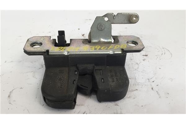 Recambio de cierre electromagnetico porton para seat ibiza (6l1) 1.9 tdi referencia OEM IAM 6L6827505A  