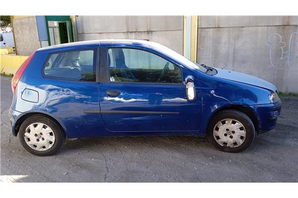 fiat ii punto (188) berlina del año 2002 fiat ii punto (188) berlina del año 2002