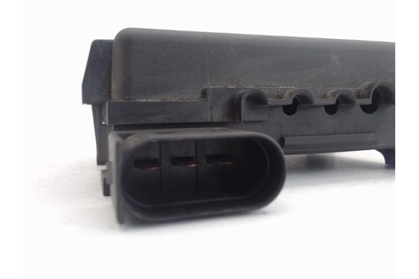 Recambio de caja fusibles/rele para seat leon (1m1) 1.9 sport referencia OEM IAM   