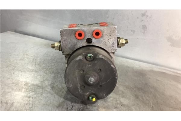Recambio de nucleo abs para volvo v40 familiar 1.9 di referencia OEM IAM 30857585 0265216462 
