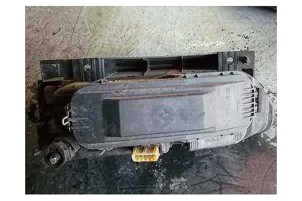 Recambio de faro delantero izquierdo para citroen xantia berlina 1.9 turbo d referencia OEM IAM 6204R9  