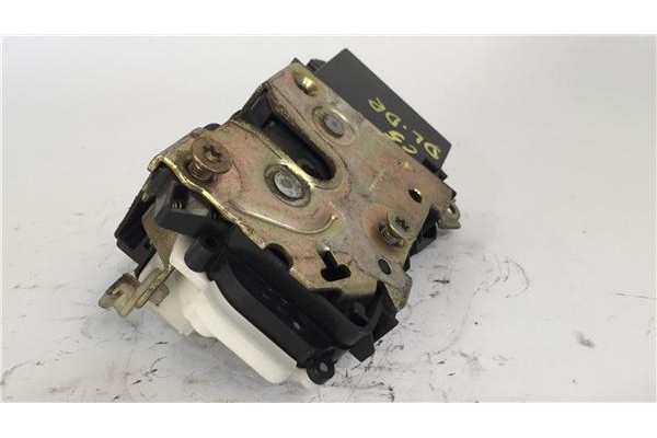 Recambio de cierre electromagnetico delantero derecho para citroen c5 berlina 2.0 exclusive referencia OEM IAM 9136J9 9800618280