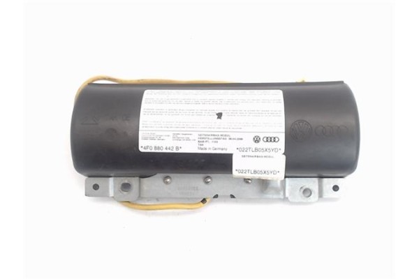 Recambio de airbag lateral trasero izquierdo para audi a6 avant (4b5) referencia OEM IAM 022TLB05X5YD 4F0880442B 