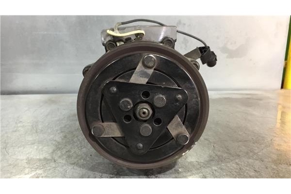 Recambio de compresor aire acond. para volvo v40 familiar 1.9 di referencia OEM IAM 1767006234 SD7H15 