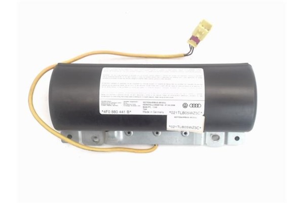 Recambio de airbag lateral trasero derecho para audi a6 avant (4b5) referencia OEM IAM 021TLB05WZ5C 4F0880441B 