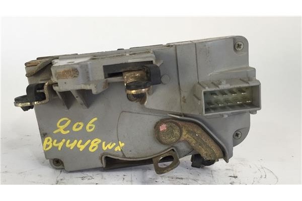 Recambio de cierre electromagnetico delantero izquierdo para peugeot 206 2.0 hdi 90 referencia OEM IAM 9135R9 18313535 