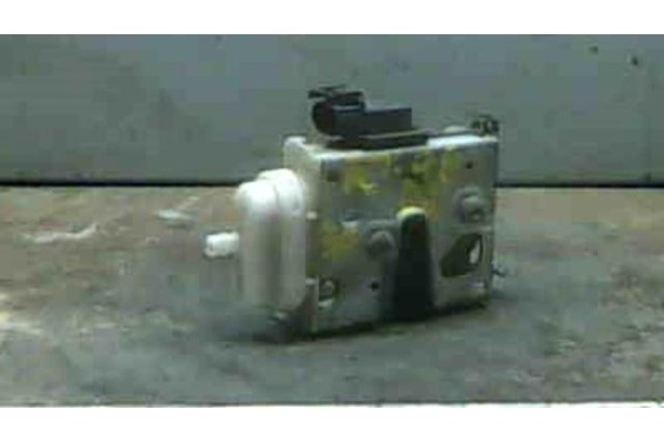 Recambio de cierre electromagnetico delantero derecho para audi a3 (8l)(1996) 1.8 t ambiente [1,8 ltr. - 110 kw 20v turbo] refer