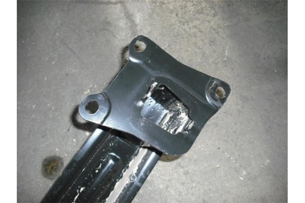 Recambio de refuerzo paragolpes para seat leon (1p1) 1.4 tsi referencia OEM IAM 1P0807109A  