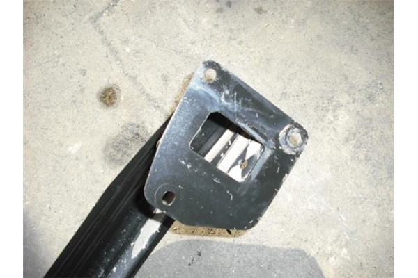 Recambio de refuerzo paragolpes para seat ibiza berlina (6j5) 1.6 tdi referencia OEM IAM 6J0807109A  