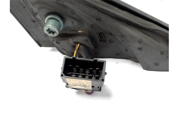 Recambio de retrovisor electrico derecho para audi a6 avant (4b5) referencia OEM IAM   