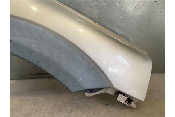 Recambio de aleta delantero derecha para land rover freelander (ln) 2.0 di referencia OEM IAM ASB490060  
