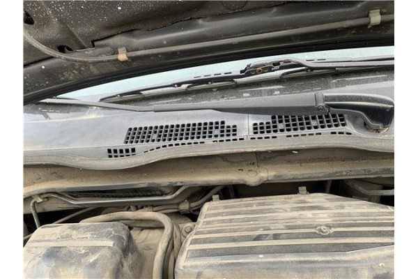 Recambio de brazo limpiaparabrisas delantero derecho para honda civic berlina 3 (ep) 1.6i sport referencia OEM IAM 76610S5SE01  