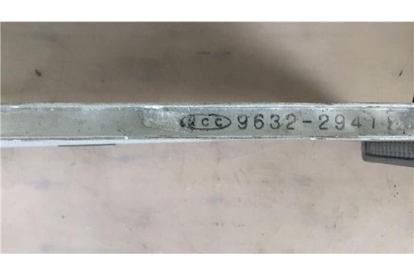 Recambio de radiador para daewoo matiz 0.8 referencia OEM IAM 96322941  