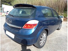 opel astra h berlina del año 2004