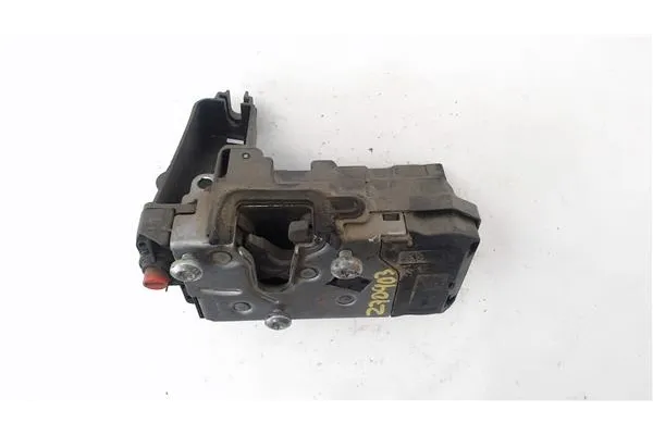 Recambio de cierre electromagnetico trasero derecho para opel zafira b 1.9 cosmo referencia OEM IAM 13210739 PW 