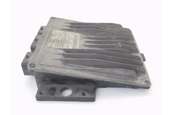 Recambio de centralita para renault clio ii fase i (b/cb0) 1.5 dci (b/cb07) referencia OEM IAM 8200129063 8200212351 